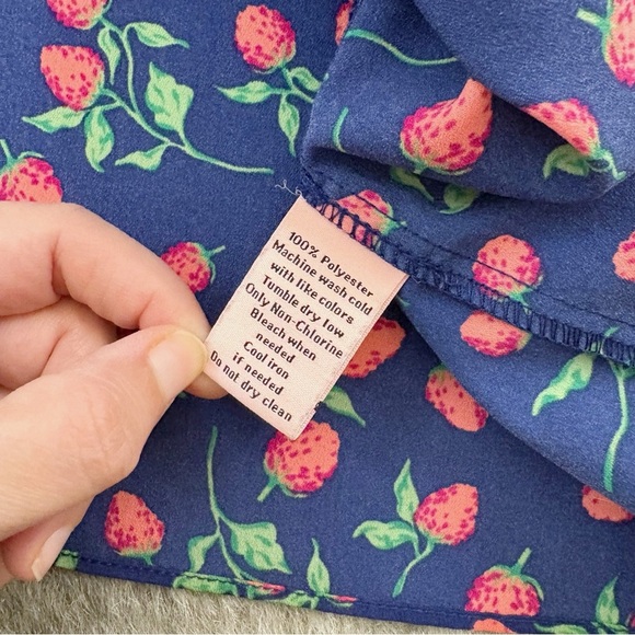 Juicy Couture Flutter Sleeve Blouse - Picture 8 of 10